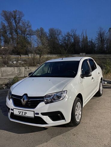 Renault: Renault Logan: 2018 г., 1.6 л, Механика, Бензин, Седан