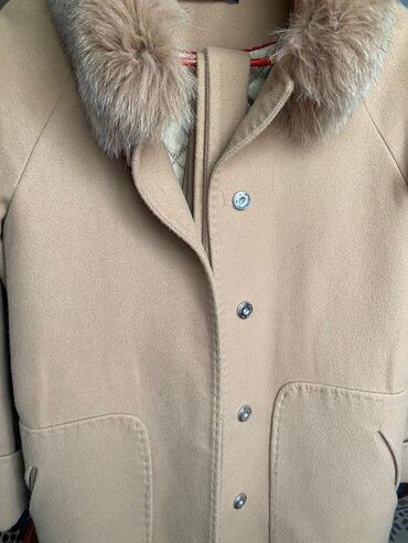 продам пальто женское: Пальто, Осень-весна