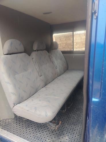 ford transit 8 1: Ford Transit mikroavtobus - Gövdə: qısa bazalı, mavi rəng, ön kapot — 8