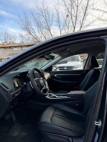 Hyundai: Hyundai Sonata: 2021 г., 2 л, Автомат, Газ, Седан — 8