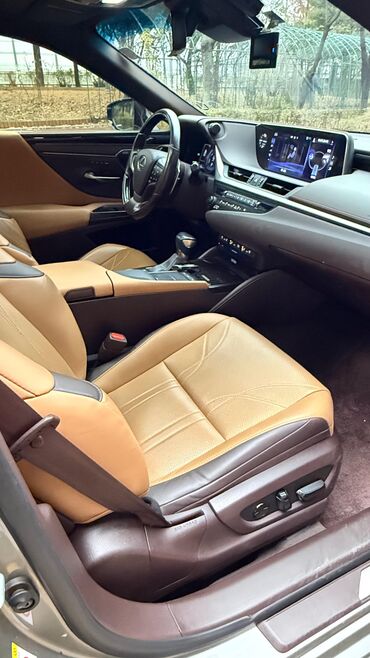 Lexus: Lexus ES: 2019 г., 2.5 л, Вариатор, Гибрид, Седан — 23