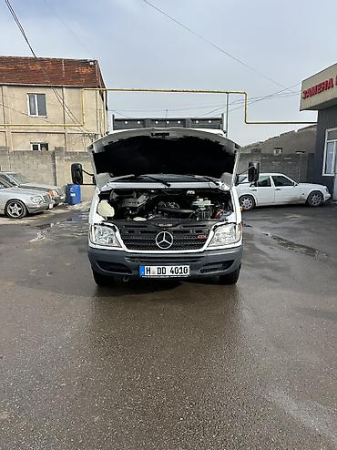 Легкий грузовой транспорт: Легкий грузовик, Mercedes-Benz, Дубль, 3 т, Б/у at lalafo.kg — 4 Легкий грузовой транспорт: Легкий грузовик, Mercedes-Benz, Дубль, 3 т, Б/у — 4