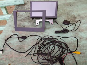 Elektronika: Android Monitor.Ram:4 Yaddaş:64.Khazar üçün alınıb.Daha sonra