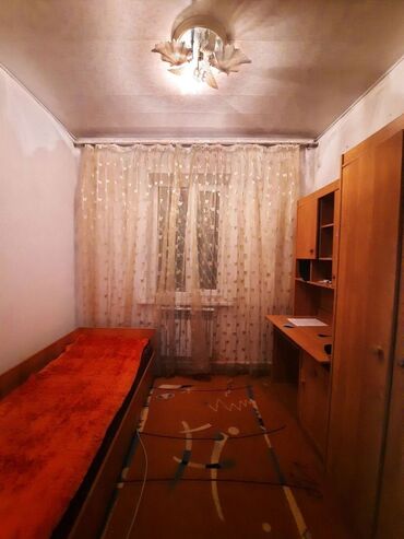 квартира снять бишкек: 50 м², 3 комнаты, Парковка, Забор, огорожен