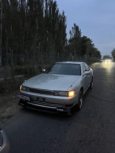 Toyota Cresta: 1994 г., 2 л, Автомат, Бензин, Седан