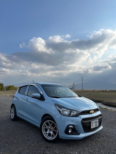 машына за 100000: Chevrolet Spark: 2016 г., 1 л, Вариатор, Бензин