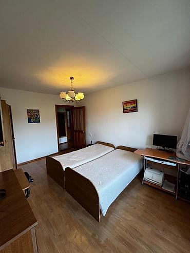 Продажа квартир: 3 комнаты, 74 м², Индивидуалка, 4 этаж, Старый ремонт — 1