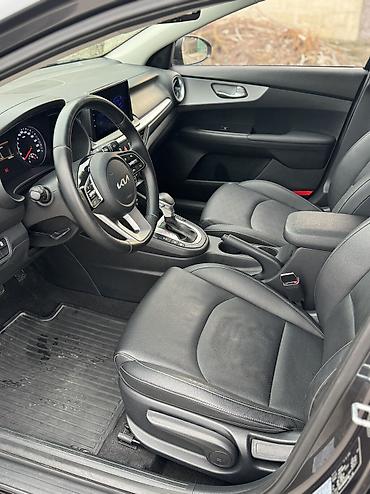 Kia: Kia K3: 2021 г., 1.6 л, Вариатор, Бензин, Седан — 4