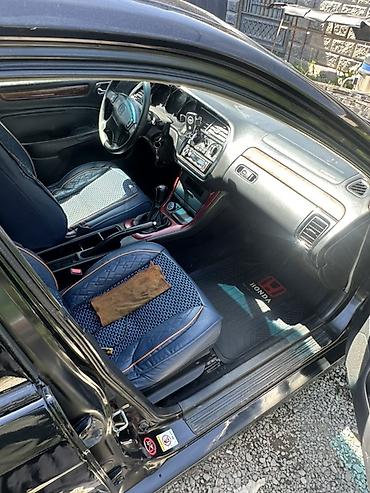 cb 400: Honda Accord: 2001 г., 1.8 л, Механика, Бензин, Седан — 7