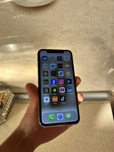 paltar yuyan maşın ikinci əl: IPhone X, 128 GB, Gümüşü, Face ID