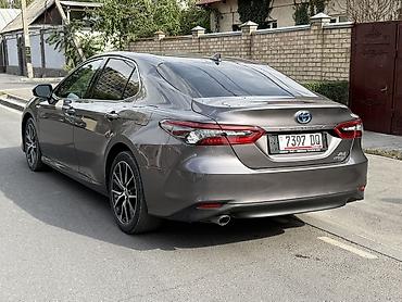 трактор камера: Toyota Camry: 2021 г., 2.5 л, Вариатор, Гибрид, Седан — 6