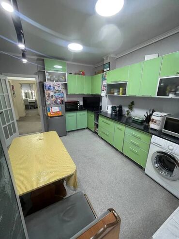 Рестораны, кафе: 3 комнаты, 92 м², Индивидуалка, 1 этаж, Евроремонт
