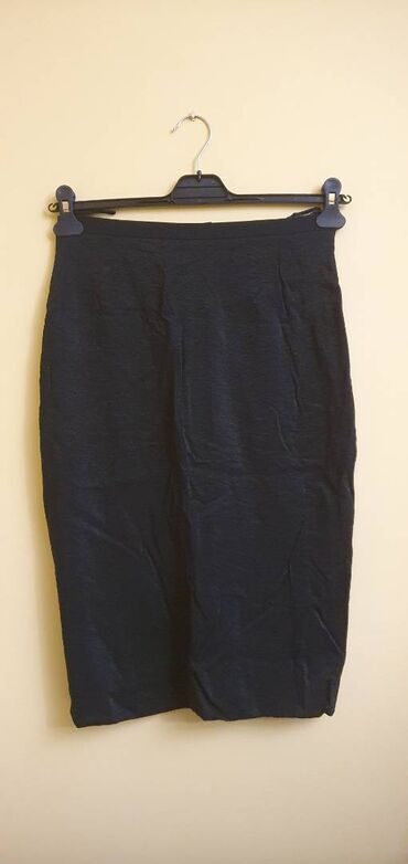 Suknje: Suknje M veličine za zimu i ostale sezone. 1 kom - 500din 2 kom - na lalafo.rs — 13 Suknje: Suknje M veličine za zimu i ostale sezone. 1 kom - 500din 2 kom - — 13