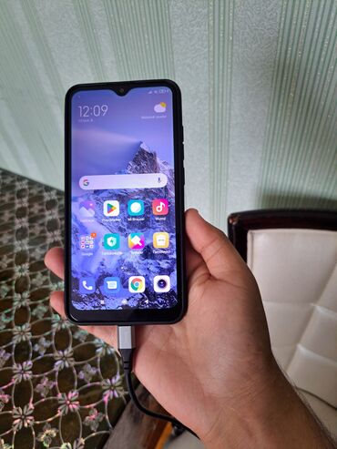 polaroid camera qiymeti: Xiaomi Mi 8, 64 GB, rəng - Qara, 
 Barmaq izi