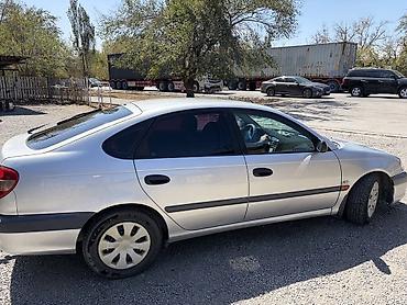 corolla 2004: Toyota Avensis: 2002 г., Механика, Бензин, Лифтбек — 1