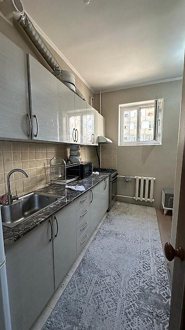 квартира бишкек: 3 комнаты, 72 м², 106 серия, 3 этаж — 9