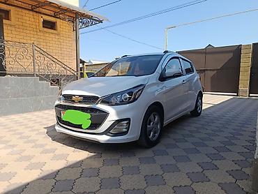 Chevrolet Spark: 2018 г., 1 л, Автомат, Бензин, Хэтчбэк