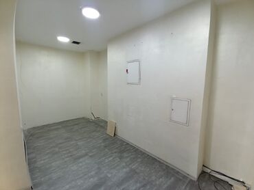 Офисы: Продаю Офис 283 м², С ремонтом, Без мебели, Многоэтажное здание, 2 этаж — 13