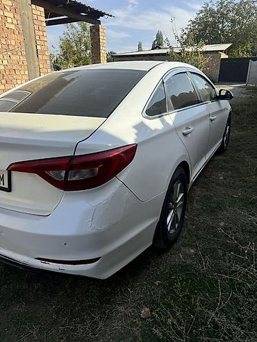 gac aion v plus 2022: Hyundai Sonata: 2015 г., 2 л, Автомат, Газ, Седан — 4
