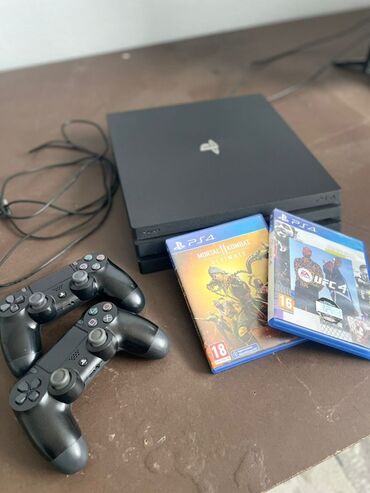 купить плейстейшен 5: PlayStation 4 Pro (черная) Комплектация: - консоль PS4 Pro; - два