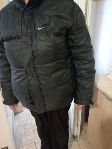 muške farmerke: Winter jacket XL (EU 54), Nike, color - Black