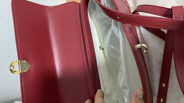 рюкзак красного цвета: Сумки