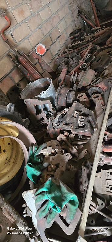 Зерноуборочные комбайны: Запчасти для зерноуборочных комбайнов и кормоуборочной техники — 11