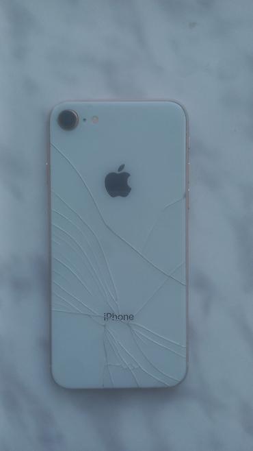 iphone 5 ekran: IPhone 8, 64 GB, Ağ, Qırıq — 1