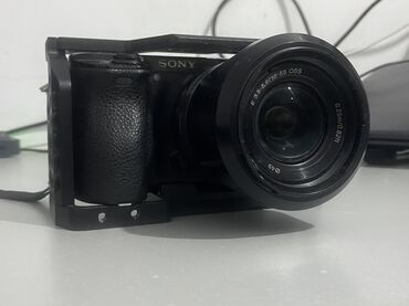 Фотоаппараты: Sony a6500 комплект 5 аккумуляторов кабель HDMI 2 оригинальные — 1
