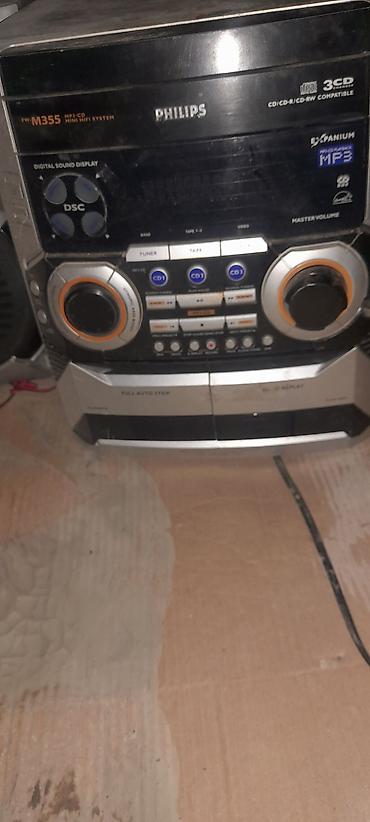 Musiqi mərkəzləri: Philips FW-M355 MP3/CD Mini Hi-Fi System - 3 diskli CD çalarını (3CD — 3