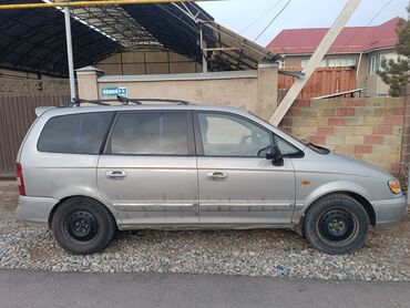 Hyundai: Hyundai Trajet: 2002 г., 2.7 л, Автомат, Газ, Минивэн — 3