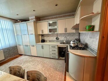 Uzunmüddətli kirayə mənzillər: Salam. Ev uzunmüddətli verilir. Qara Qarayev metrosunun duz çıxışında -da lalafo.az — 8 Uzunmüddətli kirayə mənzillər: Salam. Ev uzunmüddətli verilir. Qara Qarayev metrosunun duz çıxışında — 8