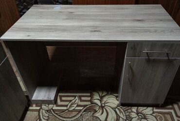 купить игровой стол для компьютера: Компьютерный стол, Б/у, Угловой, Дерево