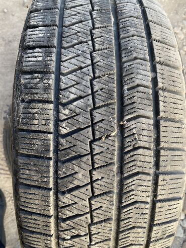 колесо на мини трактор: Шины 225 / 45 / R 18, Зима, Б/у, Пара, Bridgestone