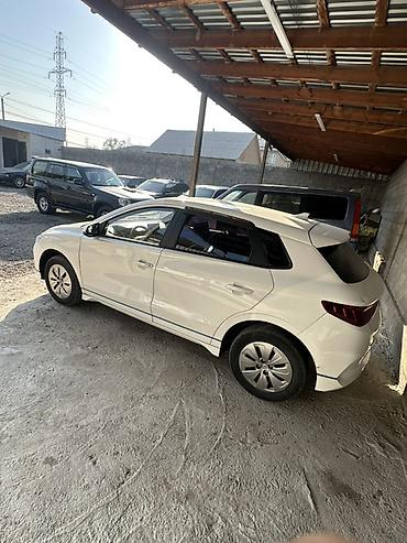 спек б: BYD E2: 2023 г., Автомат, Электромобиль, Хэтчбэк — 5