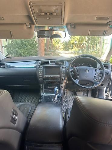 авто лейлек: Toyota Crown: 2004 г., 0.3 - engine capacity л, Седан — 10