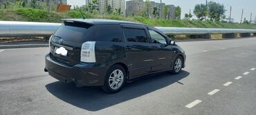авто унаага алмашам: Toyota WISH: 2003 г., 1.8 л, Автоматтык, Бензин, Бус