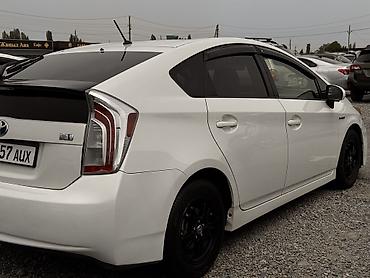 Toyota: Toyota Prius: 2012 г., 1.8 л, Вариатор, Бензин, Хэтчбэк — 3