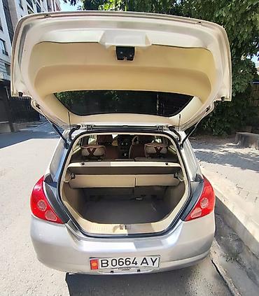 mazda 7: Nissan Tiida: 2005 г., 1.5 л, Вариатор, Бензин, Хэтчбэк — 5