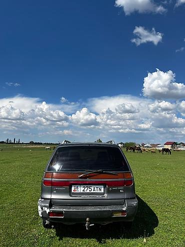 Mitsubishi: Mitsubishi Space Wagon: 1993 г., 2 л, Вариатор, Бензин, Универсал — 4