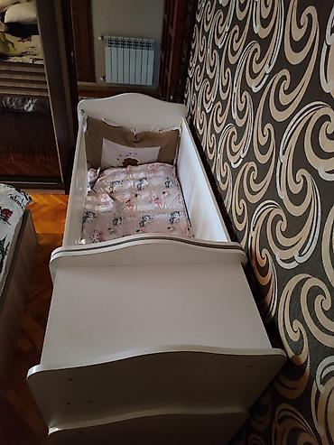 Beşiklər: Oğlan və qız üçün, İşlənmiş, Beşik, Matras ilə — 5