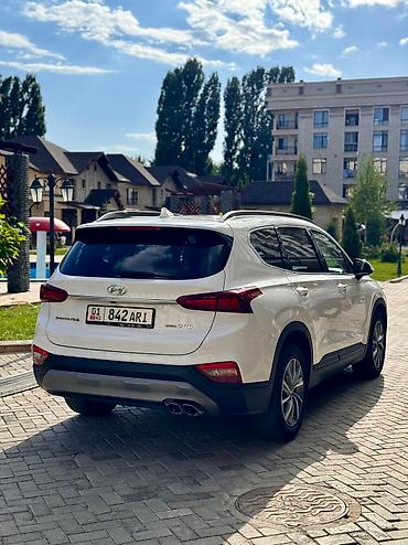 9 c: Прокат Hyundai Santa Fe 2020 года выпуска, объем двигателя 2.0 дизель — 6
