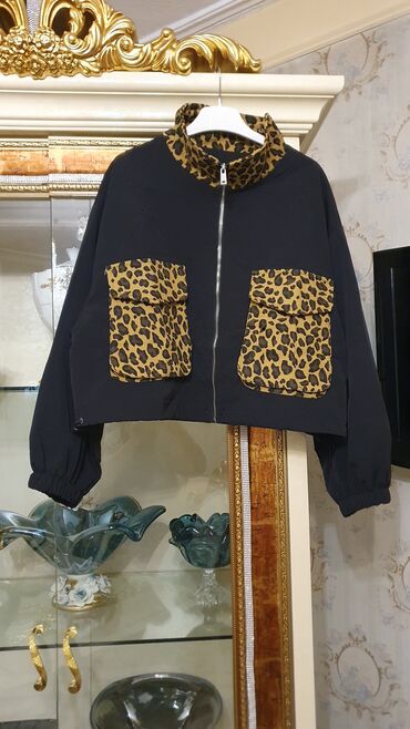 женские ветровки с капюшоном: Mlxl olculere olandi