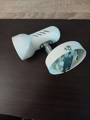 jysk ogledala velika: Zidna/ plafonska spot lampa – bela grlo E14 visina 10 cm, duzina 10 — 1