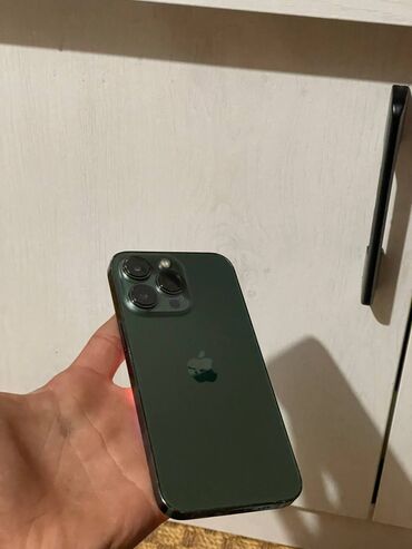 кара суу телефон: IPhone 13 Pro, Колдонулган, 128 ГБ, Жашыл, Коргоочу айнек