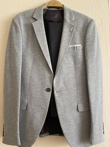 бренд одежды: Костюм S (EU 36), цвет - Серый