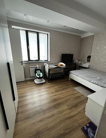 Продажа квартир: Продается 2-х ком Студия 📍Адрес: 7мкр ( по магистрали) 🏗️Застройщик — 4
