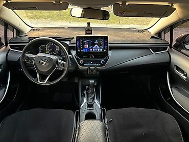 Toyota: Toyota Corolla: 2021 г., 1.8 л, Вариатор, Гибрид, Седан — 6