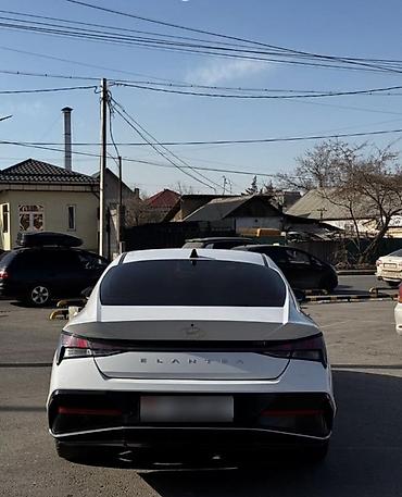 Hyundai: Hyundai Elantra: 2024 г., 1.5 л, Вариатор, Бензин, Седан — 4