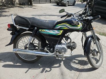 мотоциклы и мопеды: Классикалык Honda, 100 куб. см, Бензин